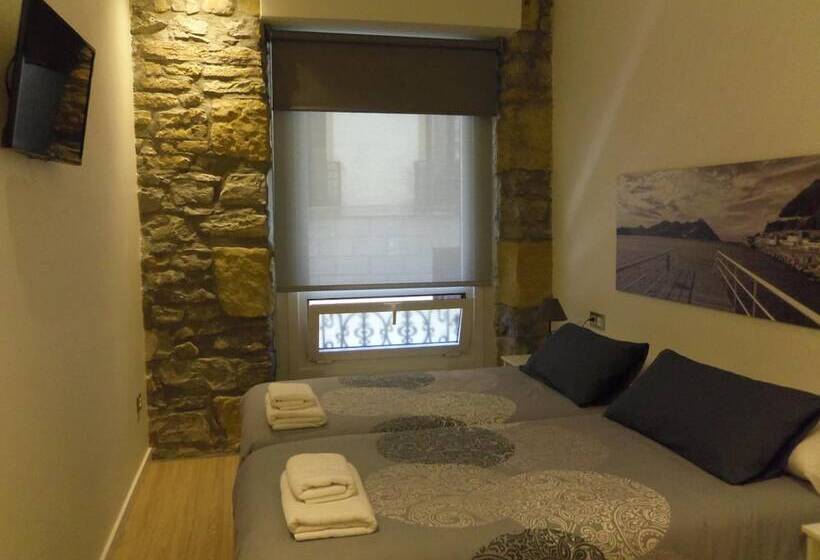 پانسیون Talaia Ht