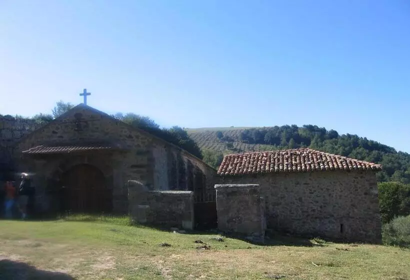 ユースホステル Posada Torcaz