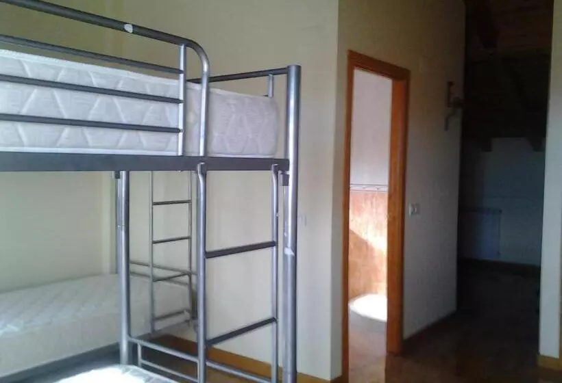پانسیون Albergue Victoria
