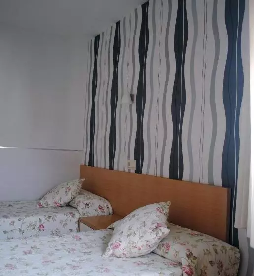 ペンション Hostal La Cortijana