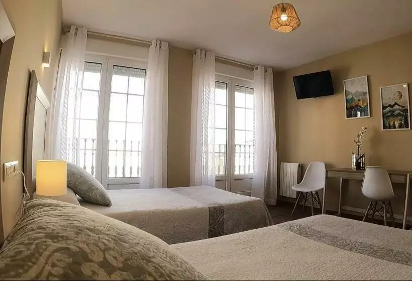 ペンション Hostal Santiago
