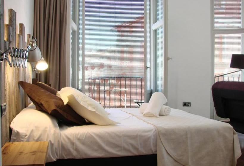 Las Coles Apartasuites