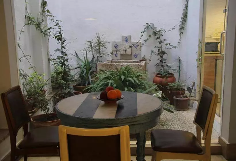 Las Coles Apartasuites