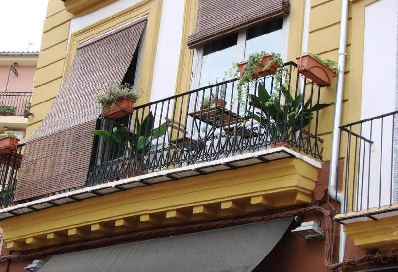 Las Coles Apartasuites