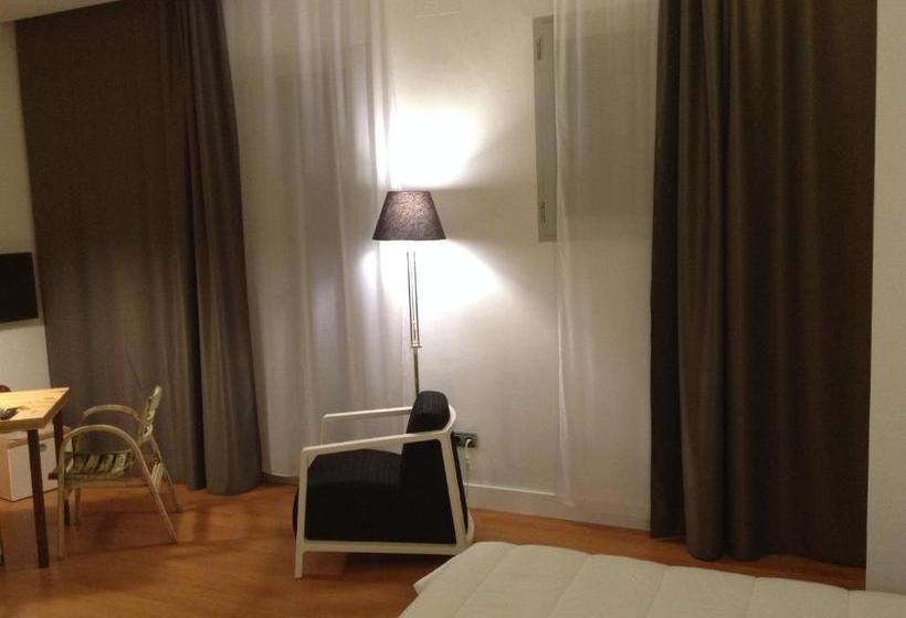 Las Coles Apartasuites