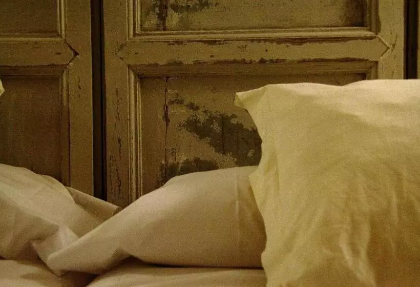 Las Coles Apartasuites