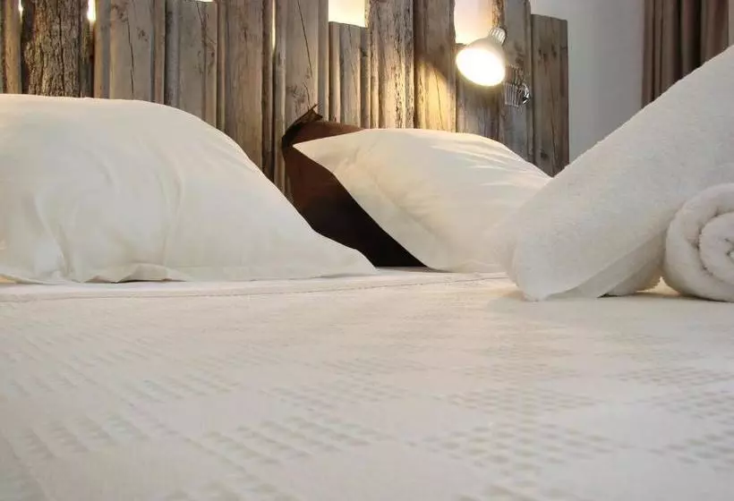 Las Coles Apartasuites