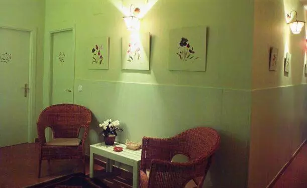 پانسیون Hostal Fornos