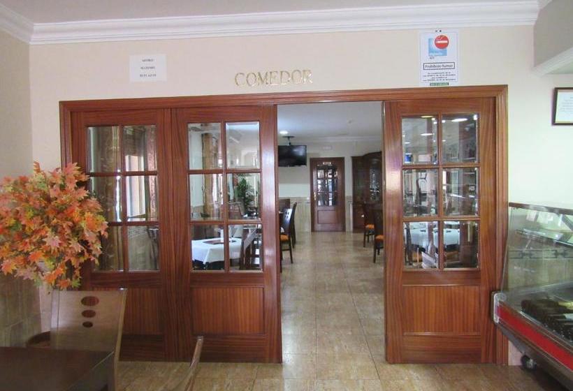 بنسيون Hostal Restaurante El Paraíso