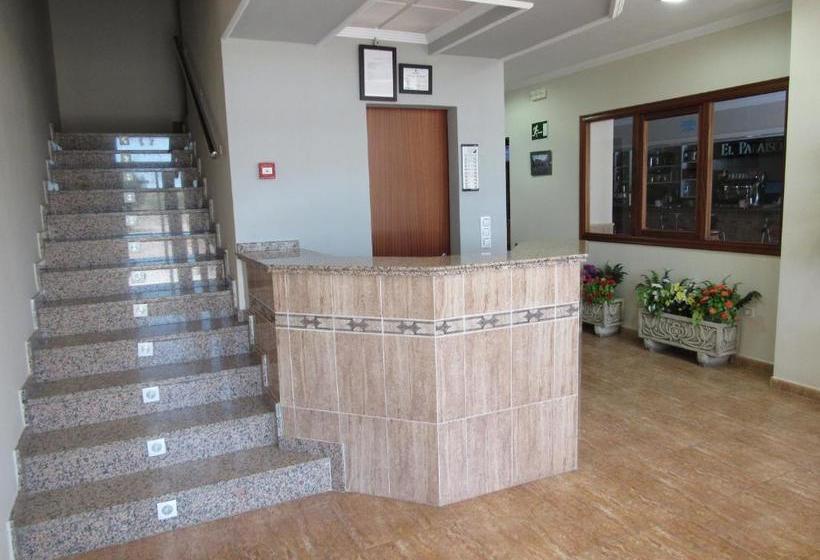 بنسيون Hostal Restaurante El Paraíso