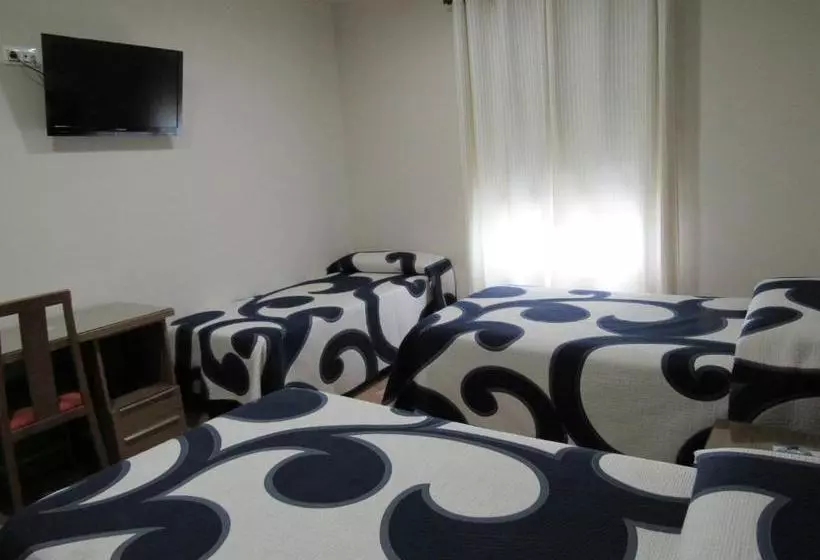 پانسیون Hostal Restaurante El Paraíso