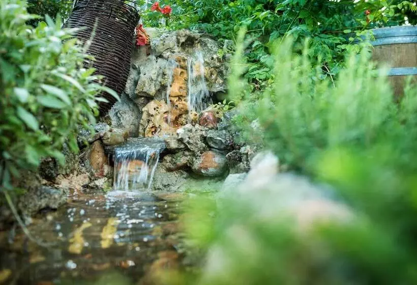 Majatalo Hostal Restaurante Rijujama