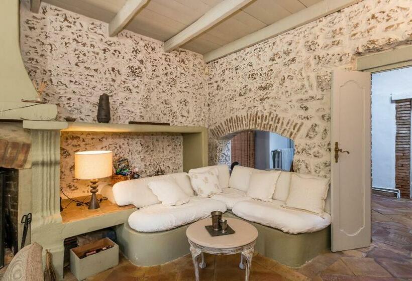 هتل Casa Belaventura