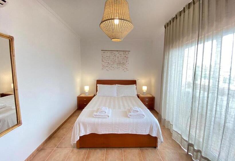 بنسيون Aloha Burgau Guesthouse