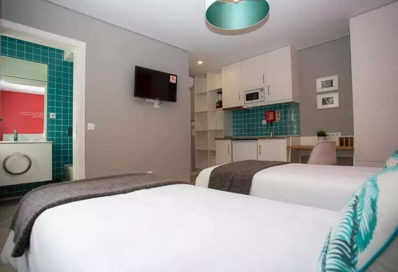 Pensió Chic Studios