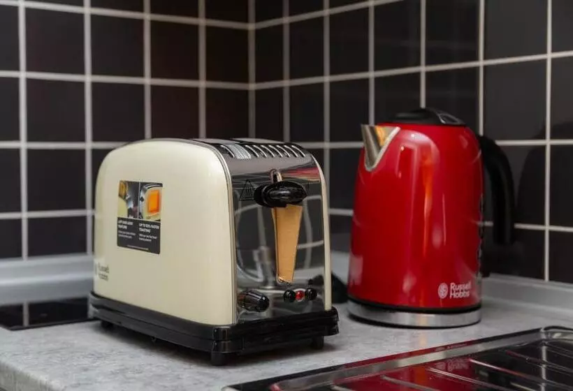 Pensió Chic Studios