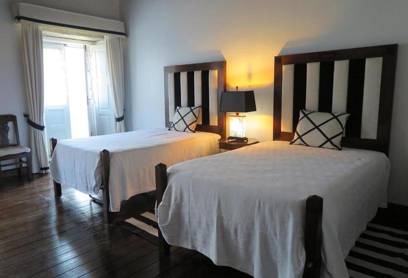 بنسيون Solar De Santa Maria