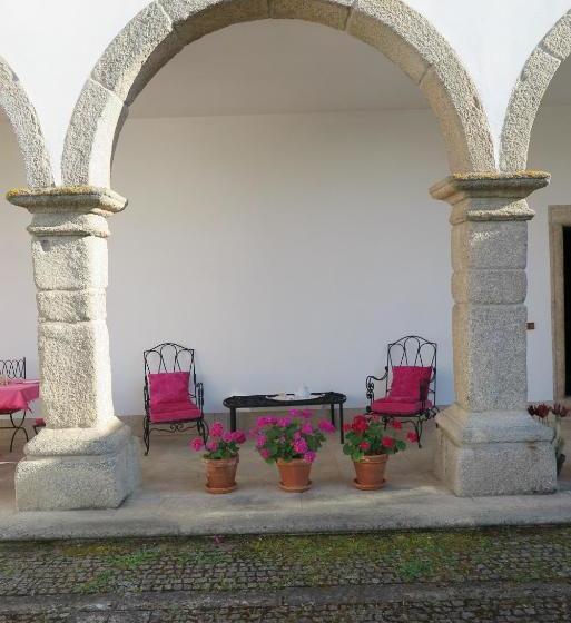 بنسيون Solar De Santa Maria