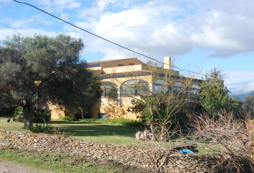 בית מלון כפרי Agriturismo Manasi