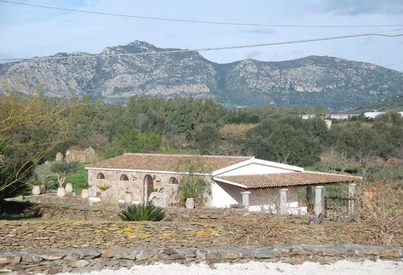 ホテル Agriturismo Manasi