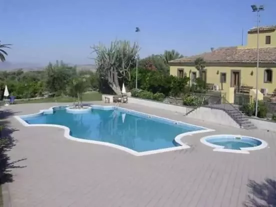 ホテル Il Casale Dell Etna