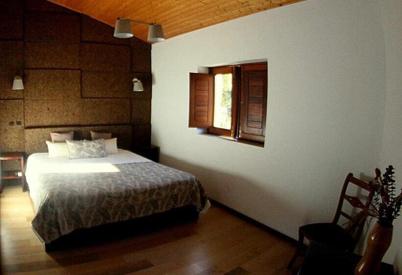 هتل Rilhadas Casas De Campo