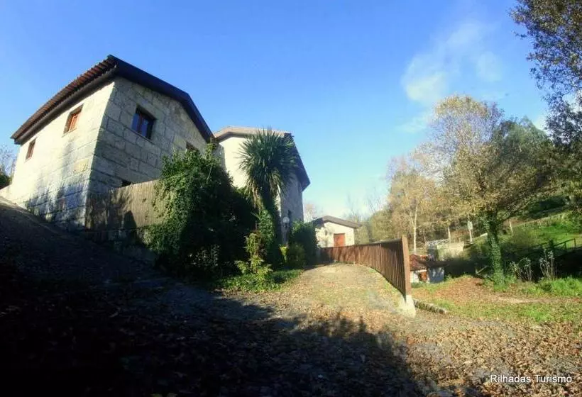 ホテル Rilhadas Casas De Campo