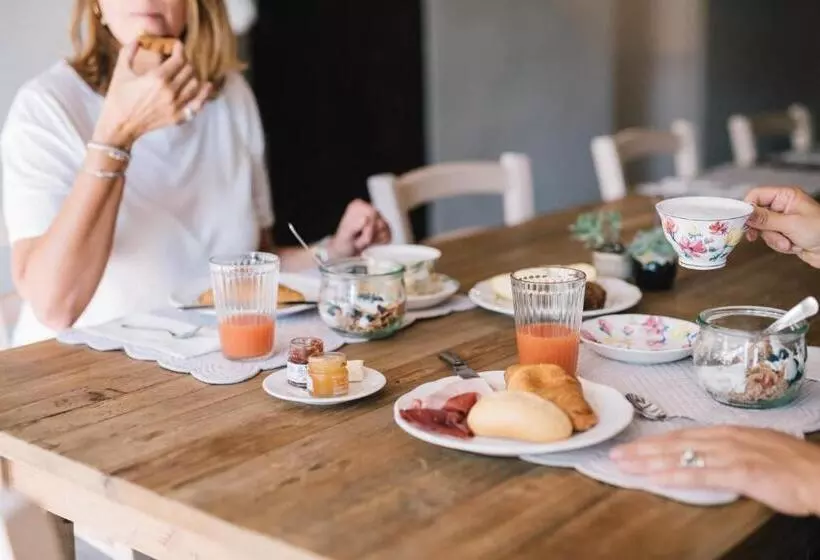 Hotelli Relais Roncolo 1888