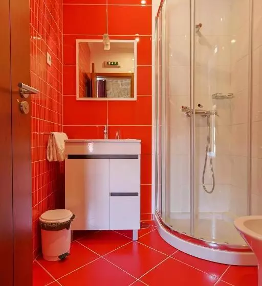 Majatalo Alojamento Central