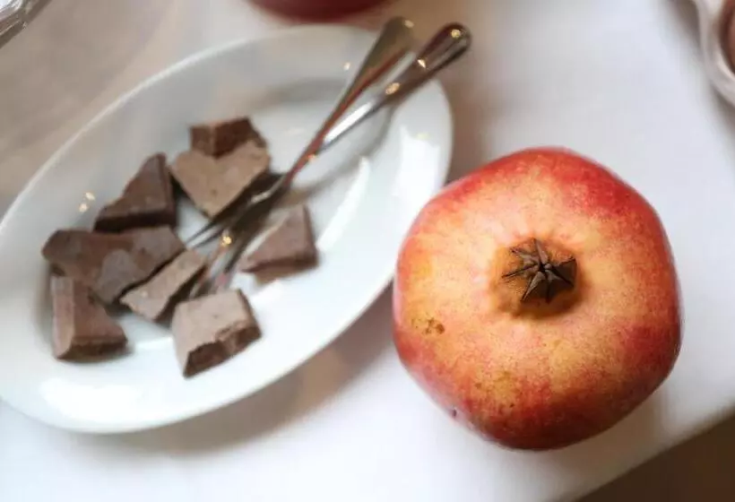 پانسیون Aurienzia