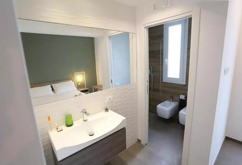 پانسیون Aurienzia