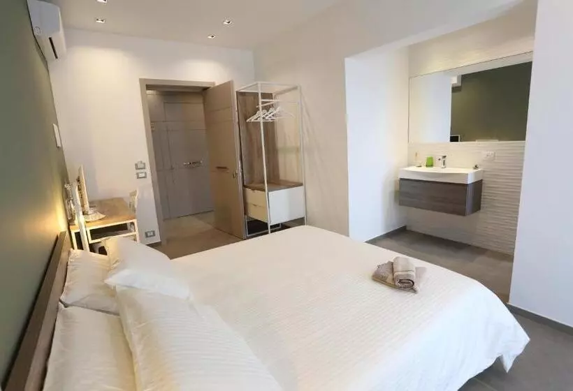 پانسیون Aurienzia