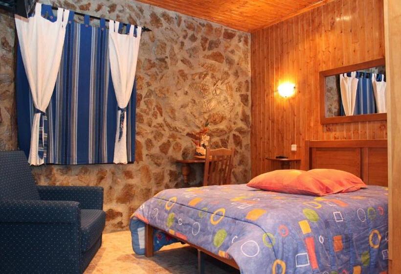 ペンション Mikotania