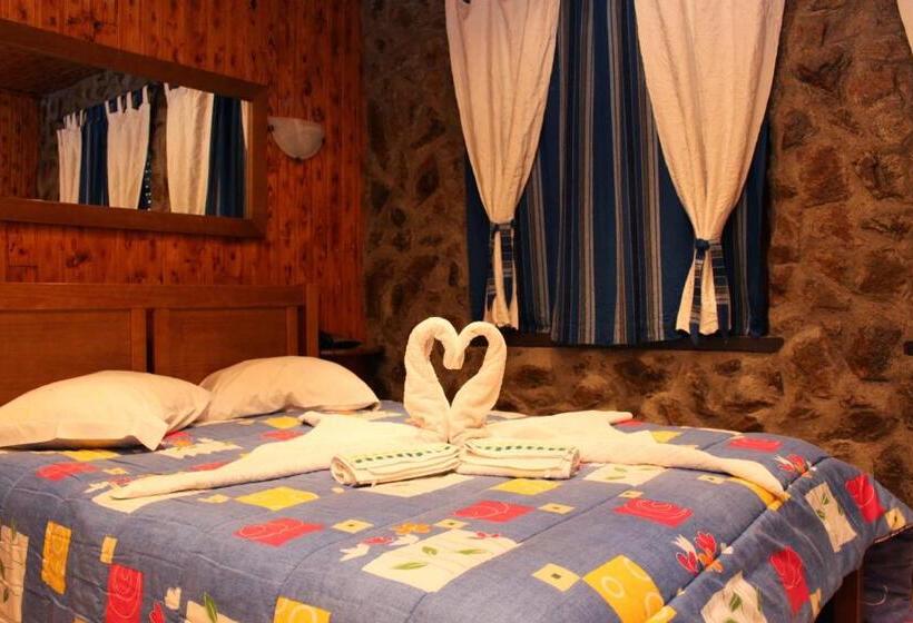 ペンション Mikotania