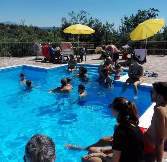 ホテル Agriturismo La Madonnina