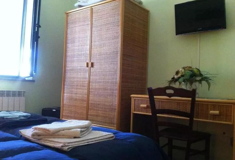 ホテル Agriturismo La Madonnina