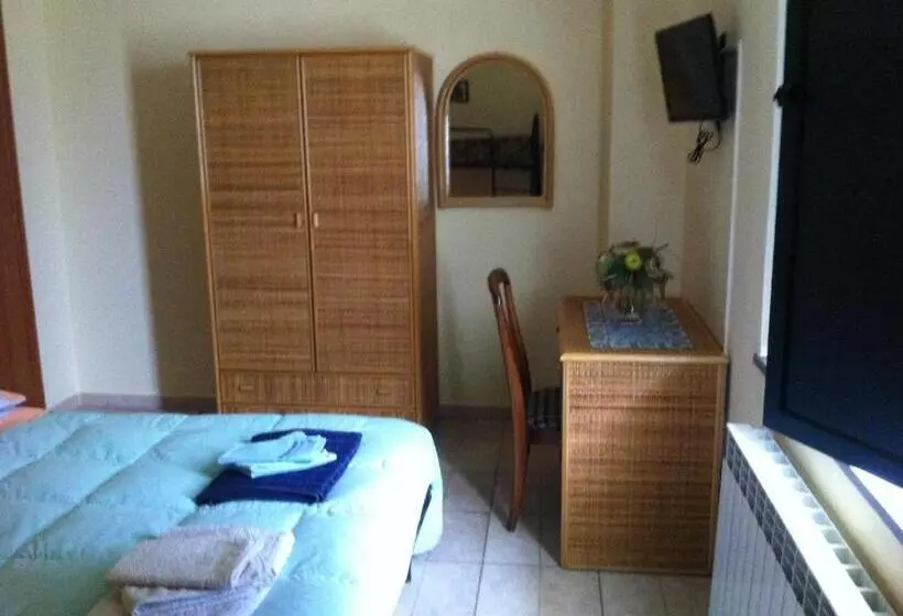 ホテル Agriturismo La Madonnina
