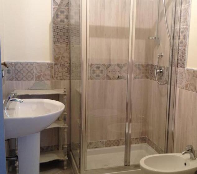 بنسيون B&b Rosita