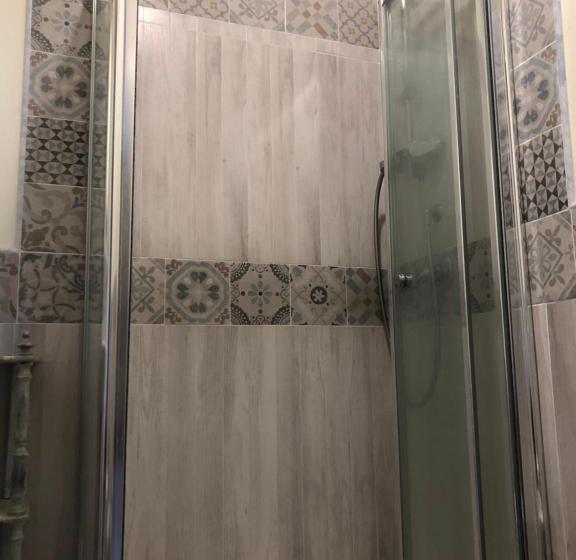 بنسيون B&b Rosita