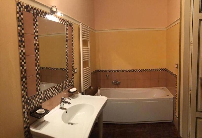 بنسيون B&b Rosita