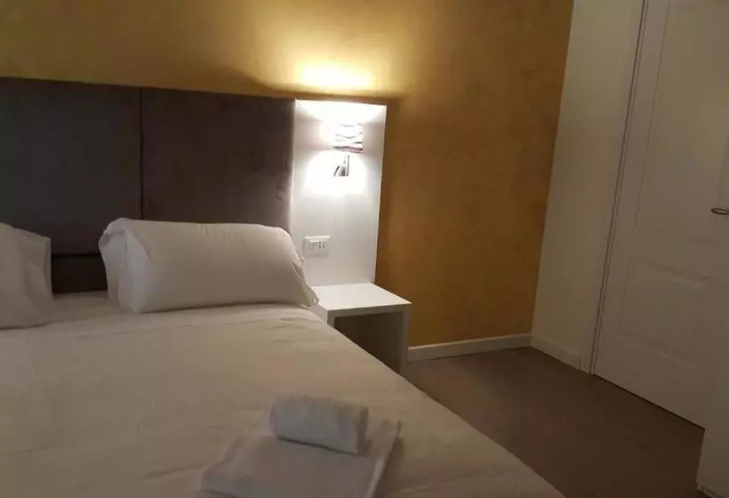 Pension Maison D'elite Guest House