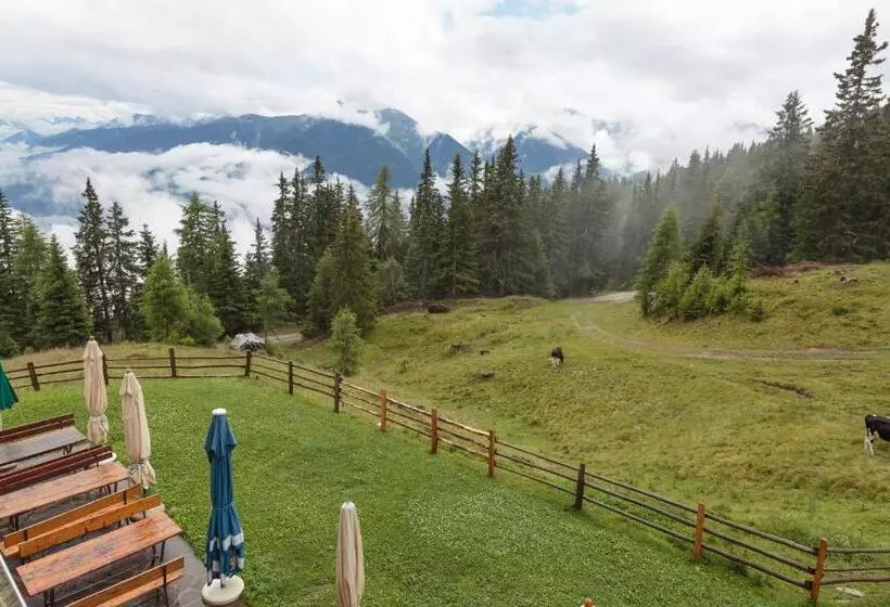 ユースホステル Gasthaus Furlhütte