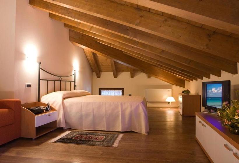 فندق Le Canossiane