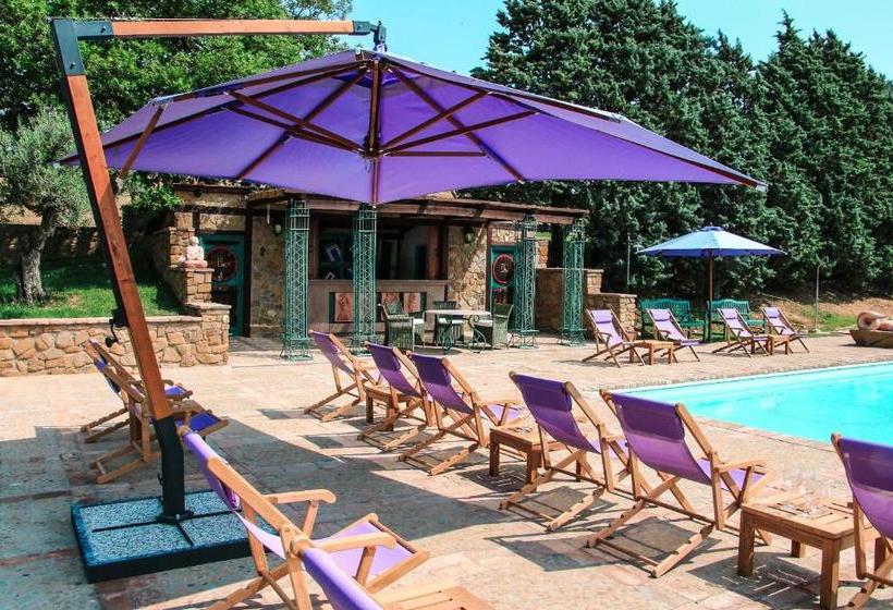 ホテル Resort Podere Dell Angiolo
