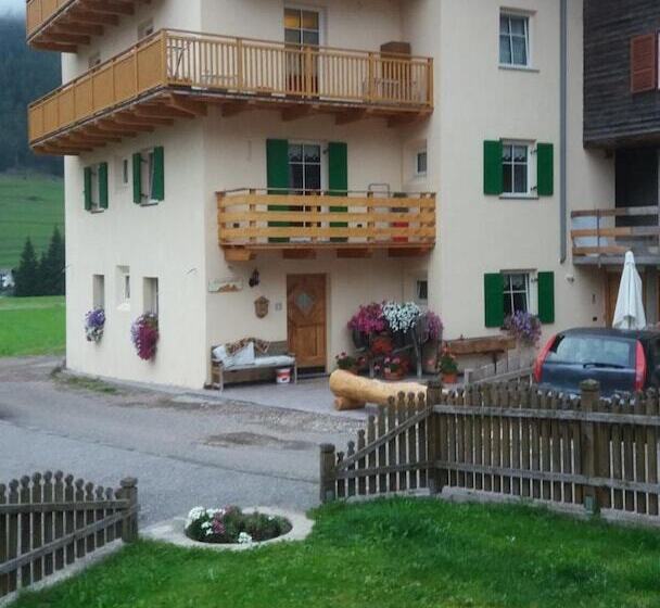 بنسيون Majon De La Nona