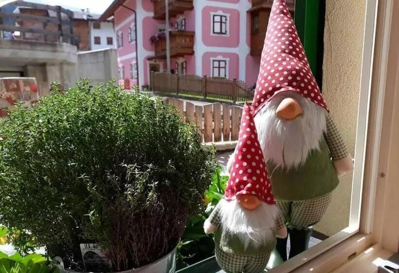 Majatalo Majon De La Nona