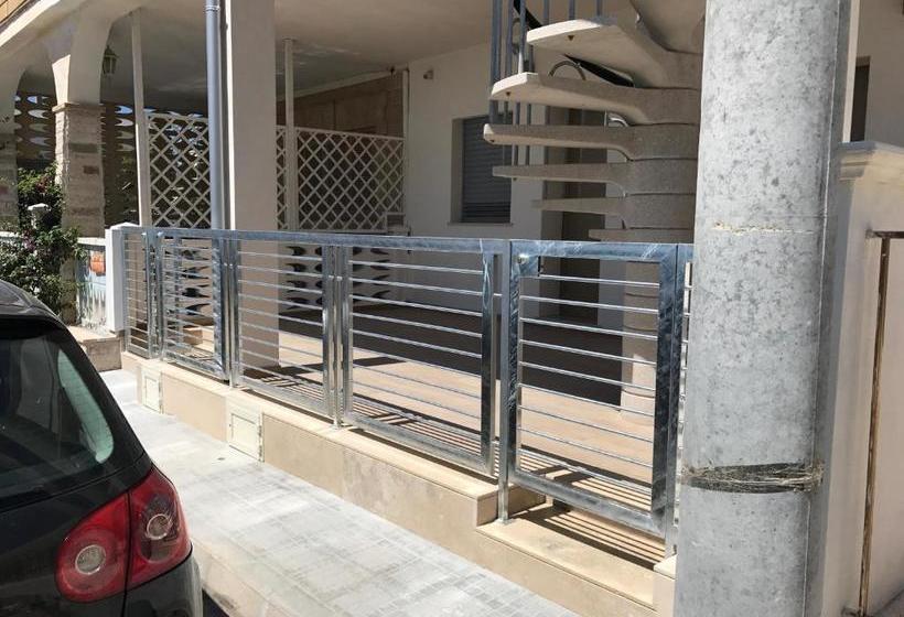 پانسیون Salsedine