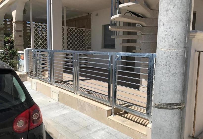 پانسیون Salsedine