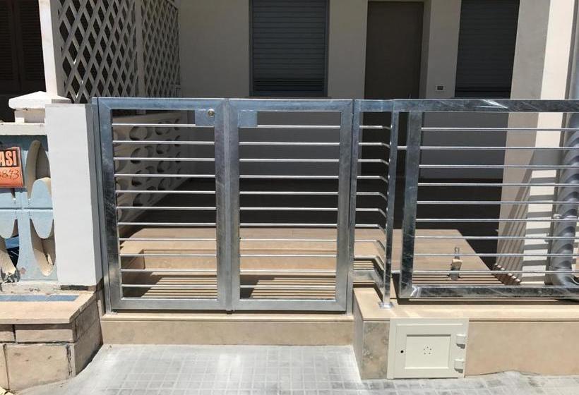 پانسیون Salsedine