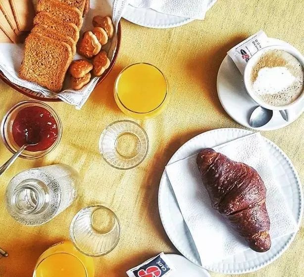 ユースホステル L'erbavoglio